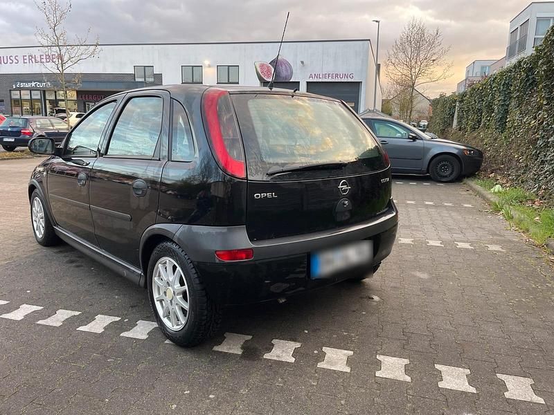 Gebraucht Opel Corsa 58 PS (42 kW) 2002 Schwarz Kleinwagen