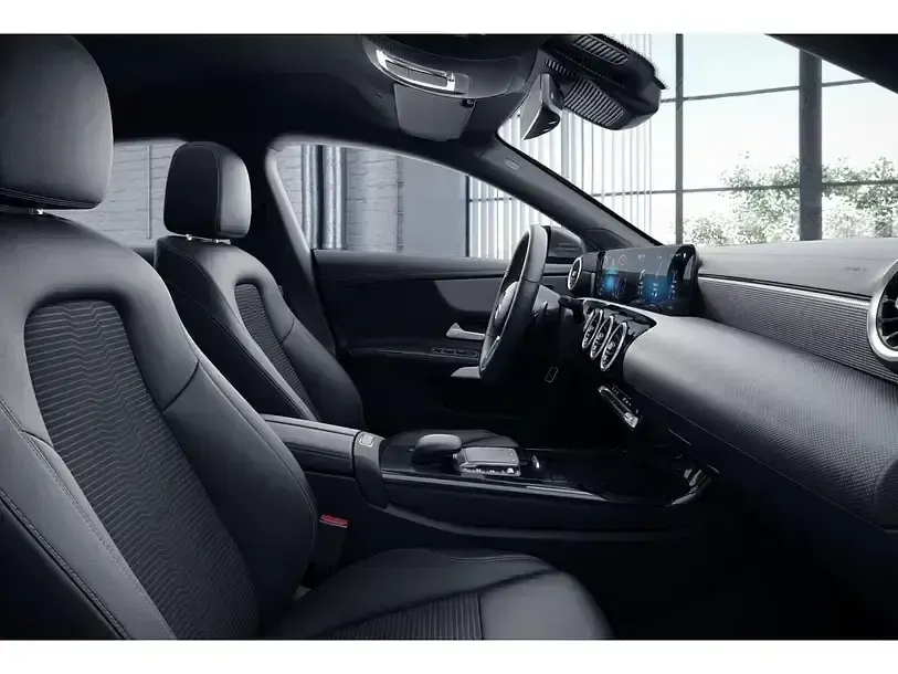 Gebraucht Mercedes CLA200 Progressive 150 PS (110 kW) 2022 Grau Coupé