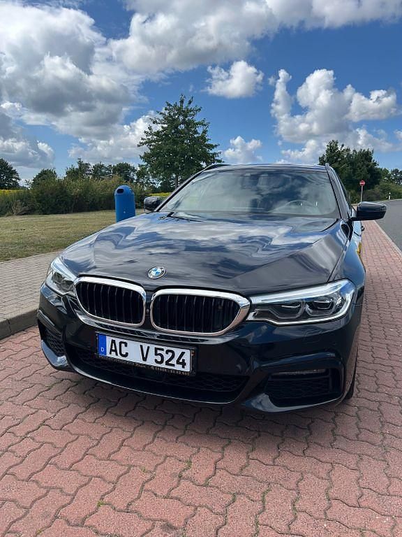 Gebraucht BMW 530 Performance 265 PS (194 kW) 2019 Schwarz Kombi