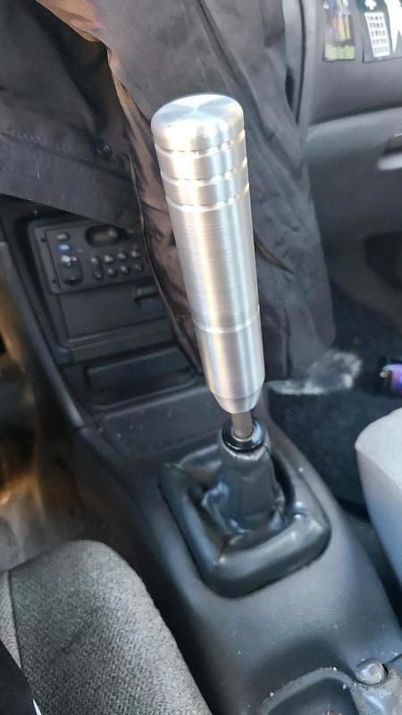 Second-hand Mitsubishi Lancer 75 CP (55 kW) 1995 Negru Berlinǎ