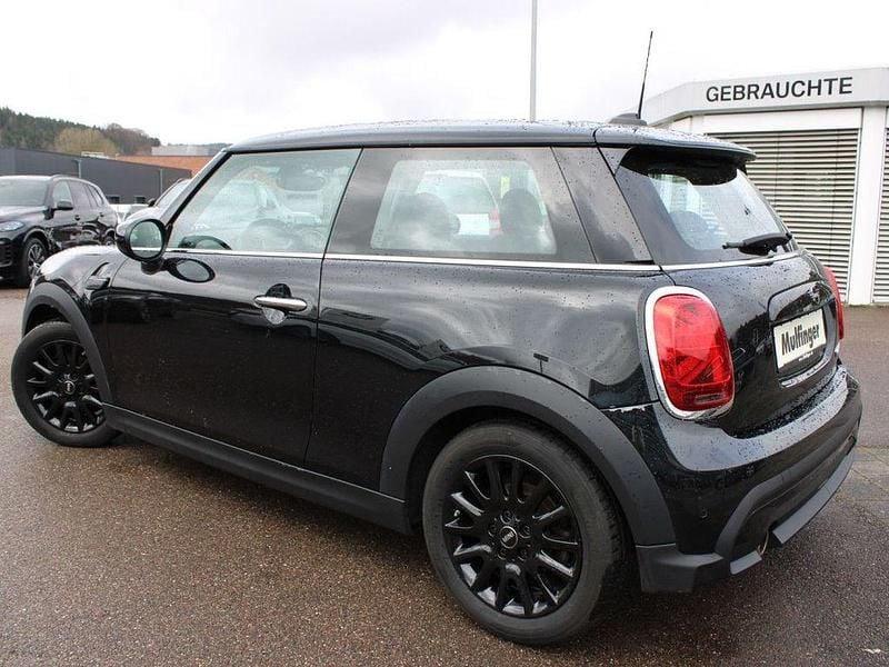 Gebraucht Mini Cooper Classic 136 PS (100 kW) 2023 Midnightblack Kleinwagen