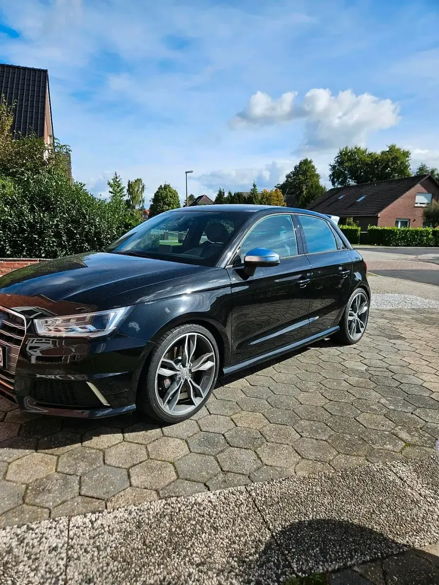 Gebraucht Audi S1 Sport 320 PS (235 kW) 2015 Schwarz Kleinwagen