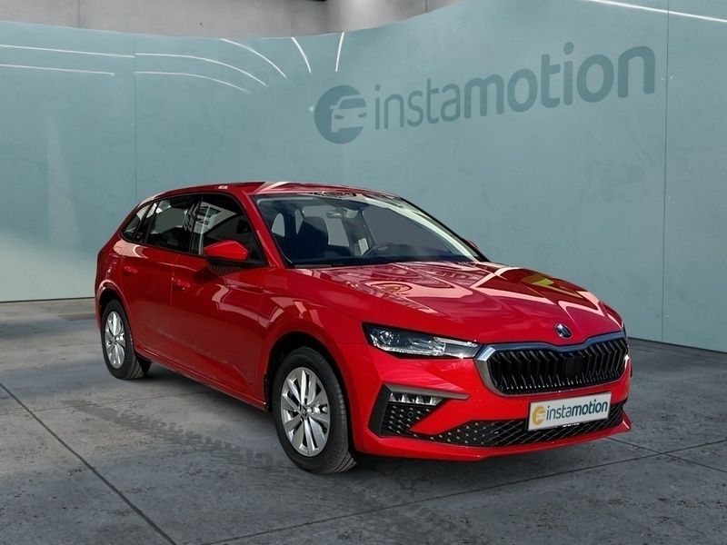 Rot Gebraucht 2024 Skoda Scala Selection Kleinwagen | 25.673 € (Teuer) - Bild 1/4