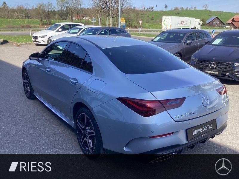 Gebraucht Mercedes CLA250e AMG 163 PS (119 kW) 2024 Othercolor Limousine
