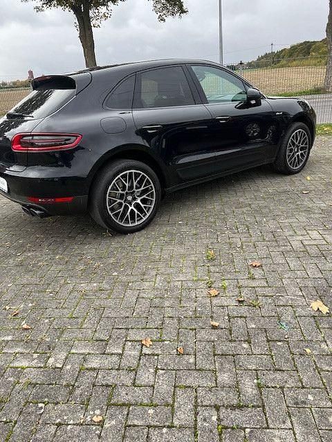 Gebraucht Porsche Macan S 258 PS (189 kW) 2016 Schwarz SUV