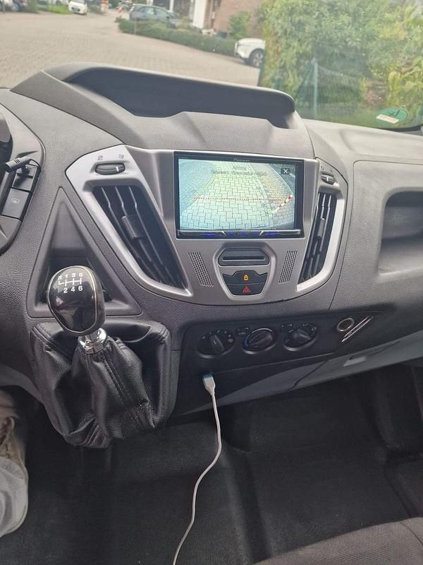 Second-hand Ford Transit Custom 101 CP (74 kW) 2015 Alb Monovolum