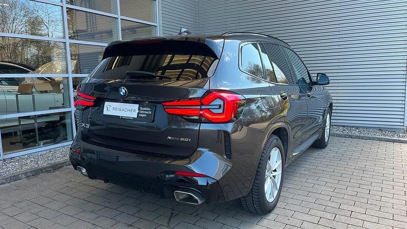 Gebraucht BMW X3 Efficient Dynamics 184 PS (135 kW) 2024 Sophistograu brillanteffekt SUV