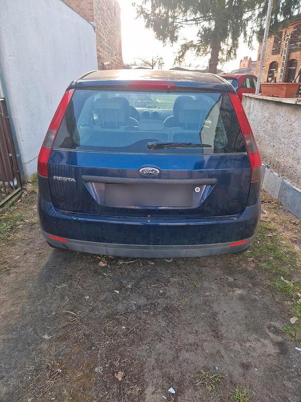 Gebraucht Ford Fiesta 55 PS (40 kW) 2004 Blau Kleinwagen