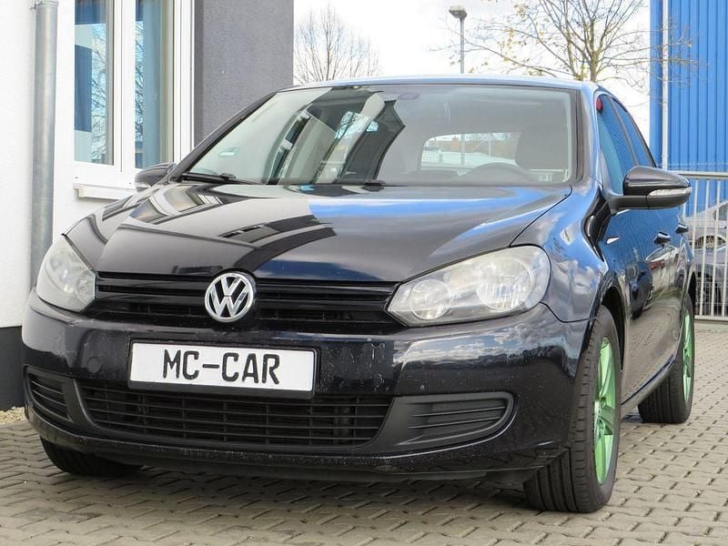 Schwarz Gebraucht 2009 VW Golf VI Trendline Limousine | 3.790 € (Guter Preis) - Bild 1/4