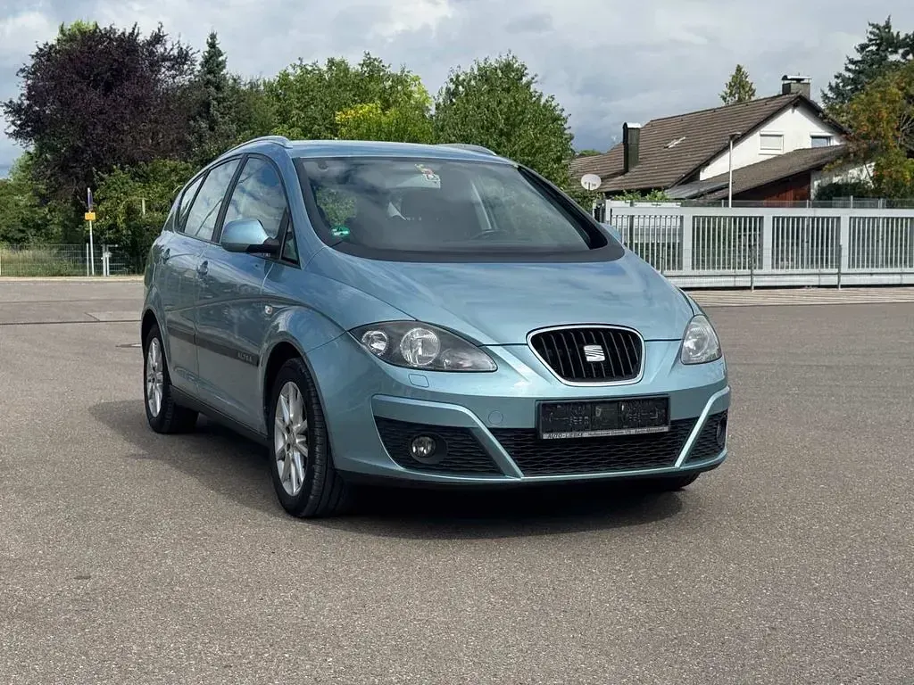 Gebraucht Seat Altea XL 105 PS (77 kW) 2010 Blau Van / Kleinbus