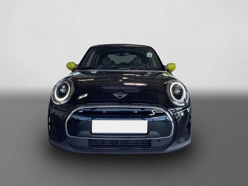 Second-hand Mini Cooper SE 135 kW (184 CP) 2023 Negru Hatchback