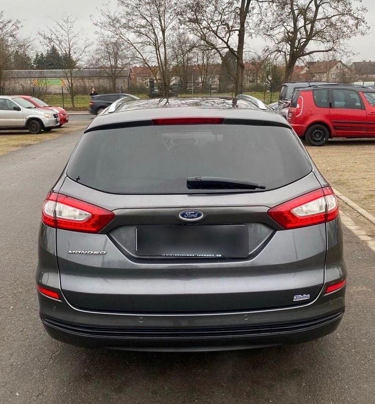 Gebraucht Ford Mondeo 160 PS (117 kW) 2018 Grau Kombi