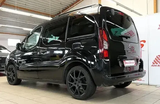 Gebraucht Citroën e-Berlingo SELECTION 110 PS (80 kW) 2017 Noir onyx Kombi
