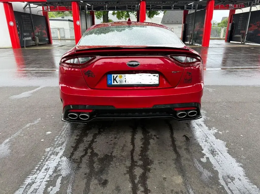Gebraucht Kia Stinger 370 PS (272 kW) 2018 Rot Kleinwagen