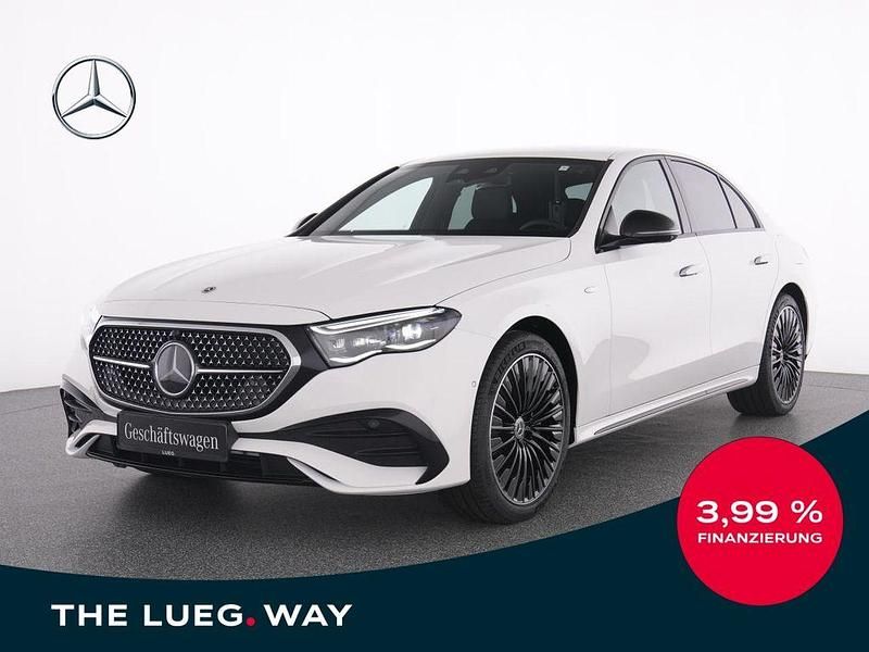 Unilack polarweiß Gebraucht 2025 Mercedes E300 AMG Limousine | 59.900 € (Fairer Preis) - Bild 1/4
