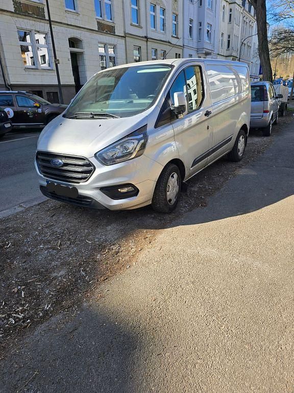 Gebraucht Ford Transit Custom Trend 131 PS (96 kW) 2020 Silber Limousine