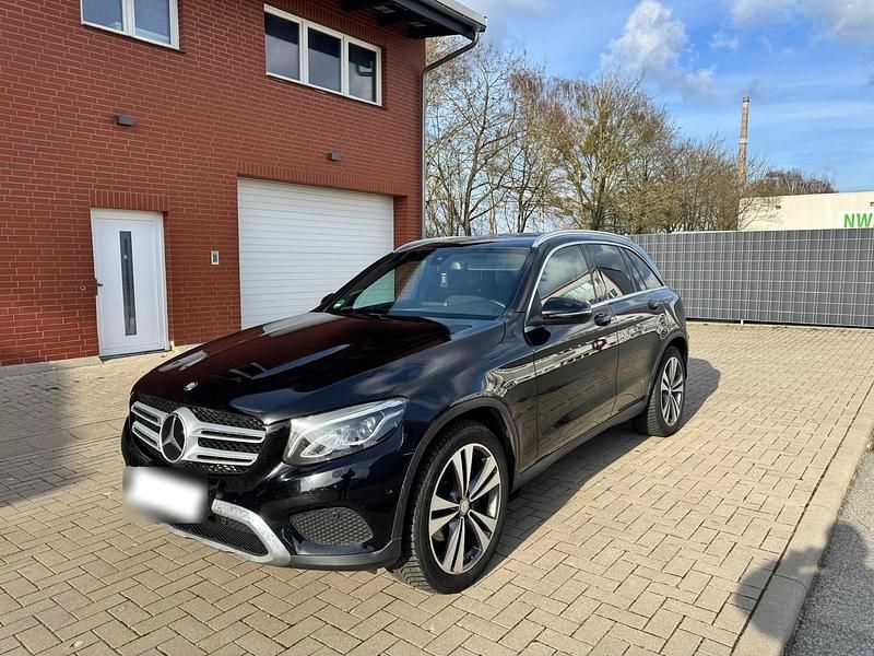 Gebraucht Mercedes GLC220 170 PS (125 kW) 2016 Schwarz SUV