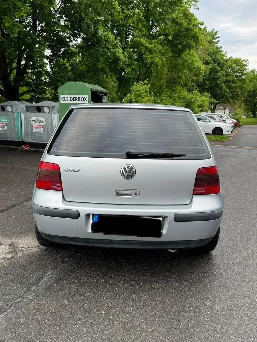 Gebraucht VW Golf Basis 75 PS (55 kW) 2001 Silber Coupé