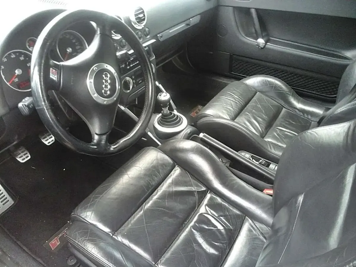 Gebraucht Audi TT 179 PS (131 kW) 2000 Lichtsilber metallic Coupé