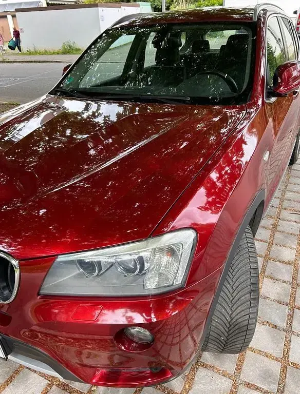 Gebraucht BMW X3 190 PS (139 kW) 2011 Rot SUV