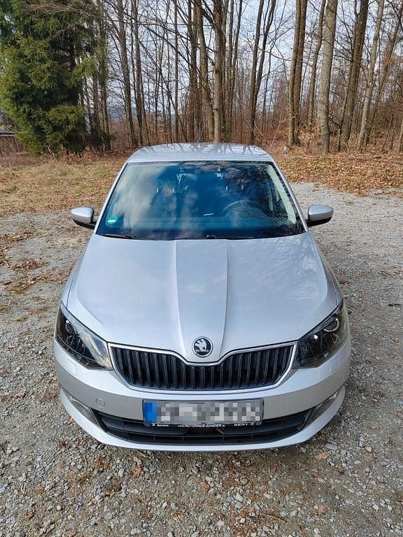 Gebraucht Skoda Fabia Style 95 PS (69 kW) 2018 Silber Limousine