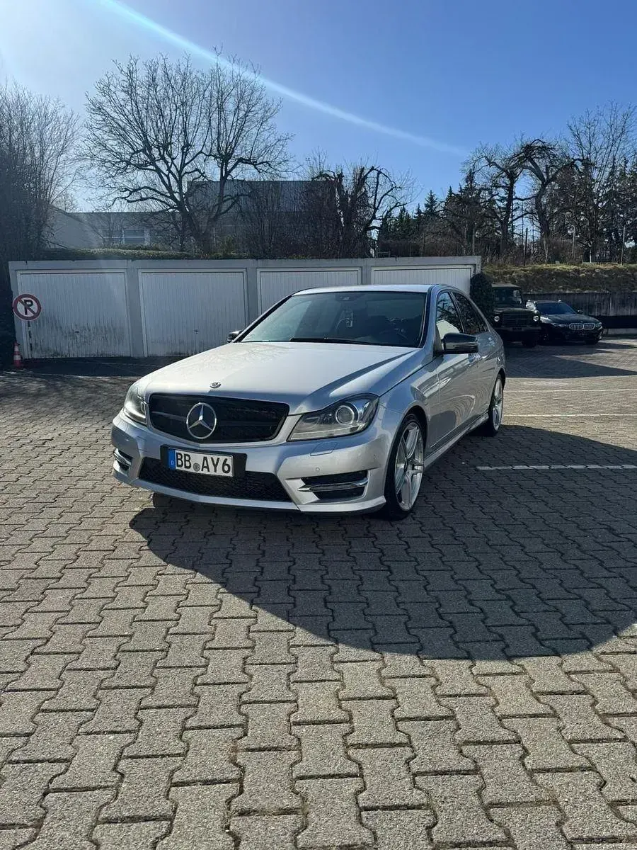 Second-hand Mercedes C220 AMG 170 CP (125 kW) 2014 Argintiu Berlinǎ