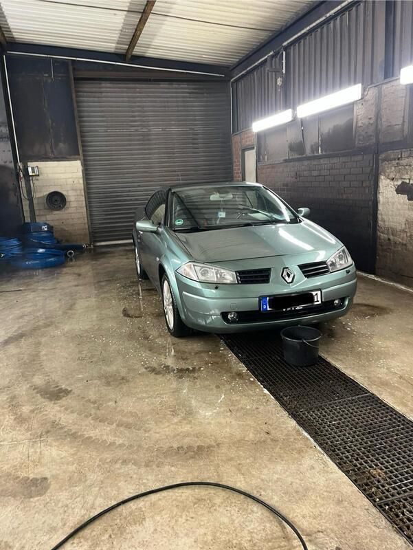 Grün Gebraucht 2005 Renault Mégane Cabriolet Cabrio | 2.500 € (Fairer Preis) - Bild 1/1