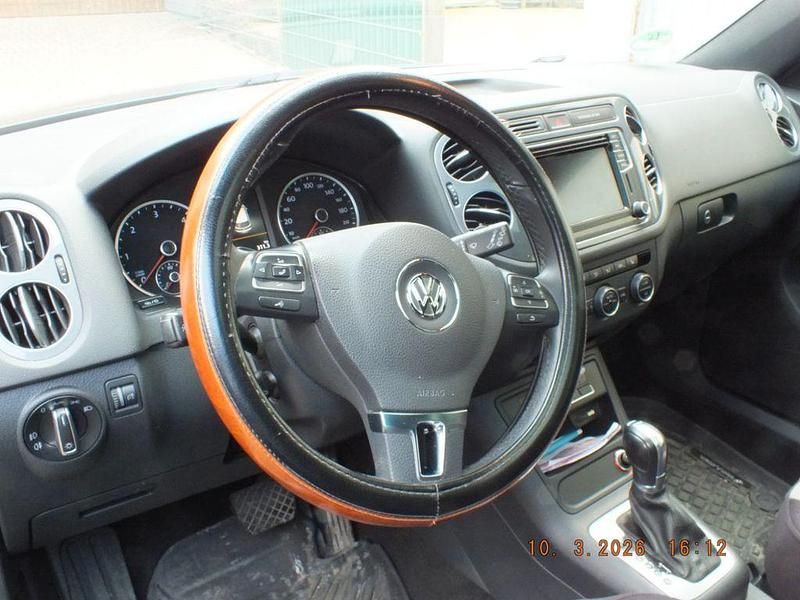Gebraucht VW Tiguan Highline 150 PS (110 kW) 2016 Blau SUV