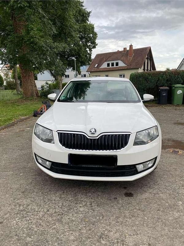 Gebraucht 2013 Skoda Octavia Ambition Limousine | 6.200 € - Bild 1/4