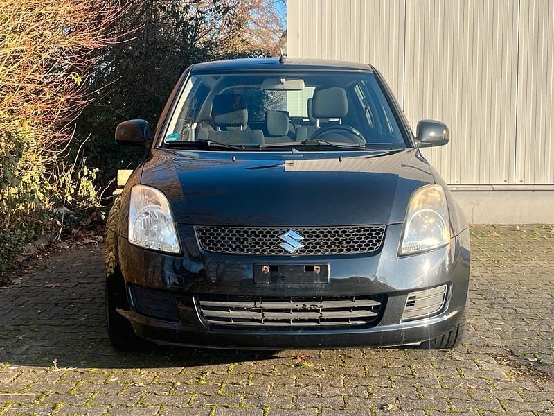 Gebraucht Suzuki Swift 92 PS (67 kW) 2008 Schwarz Kleinwagen