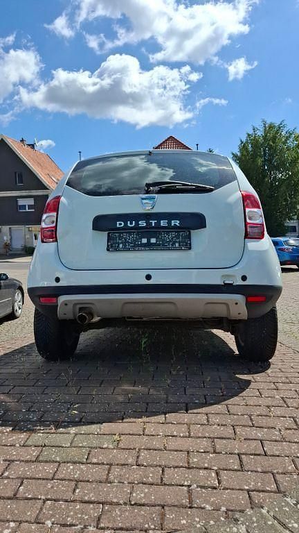 Gebraucht Dacia Duster 105 PS (77 kW) 2015 Weiß SUV