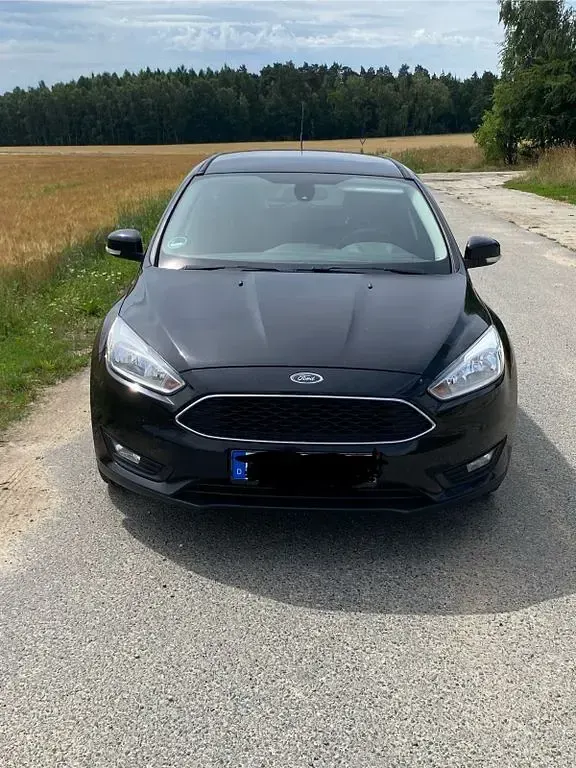 Gebraucht Ford Focus 125 PS (91 kW) 2015 Schwarz Limousine