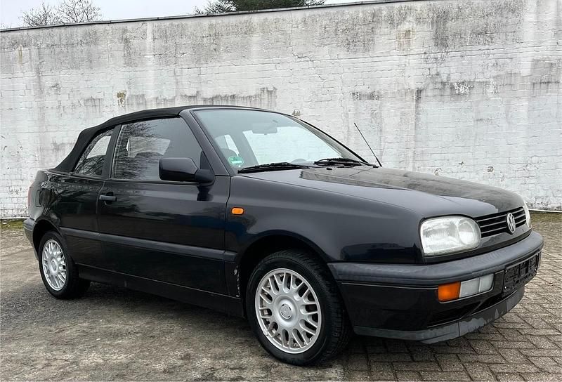 Gebraucht VW Golf Cabriolet 75 PS (55 kW) 2002 Schwarz Cabrio
