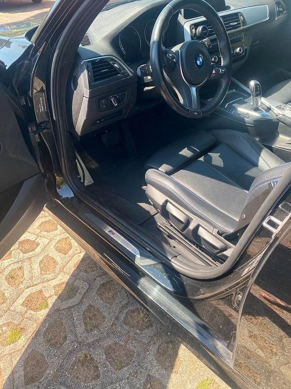 Gebraucht BMW 118 M Sport 140 PS (102 kW) 2019 Schwarz Kleinwagen