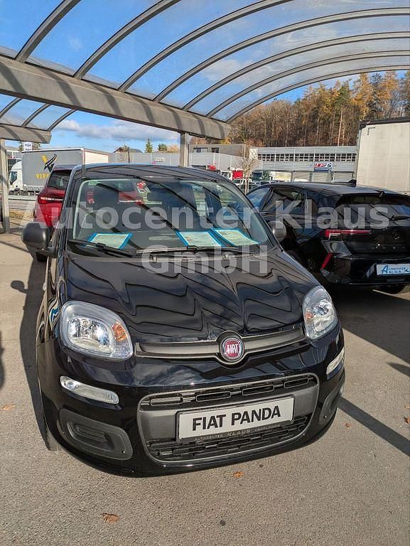 Neu Fiat Panda 71 PS (52 kW) 2025 Schwarz Limousine