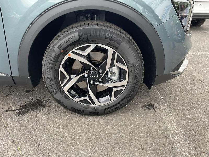 Gebraucht Kia Sportage 160 PS (117 kW) 2025 Yucca grau SUV