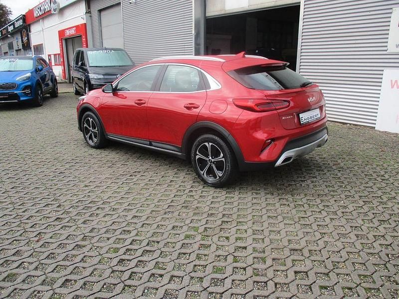 Gebraucht Kia XCeed Vision 105 PS (77 kW) 2022 Rot SUV