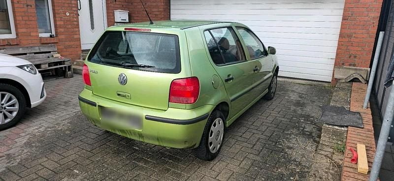 Gebraucht VW Polo 60 PS (44 kW) 2000 Grün Kleinwagen