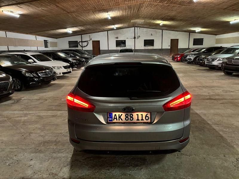 Gebraucht Ford Mondeo Titanium 163 PS (119 kW) 2013 Silber Limousine