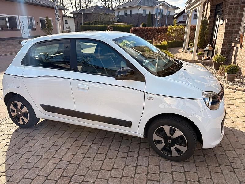 Gebraucht Renault Twingo LIMITED 69 PS (50 kW) 2017 Weiß Kleinwagen