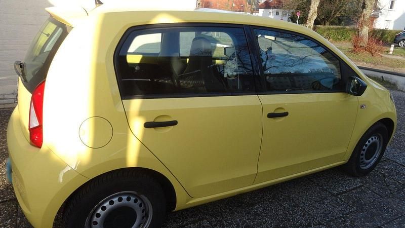 Gebraucht Seat Mii Style 75 PS (55 kW) 2013 Gelb Kleinwagen