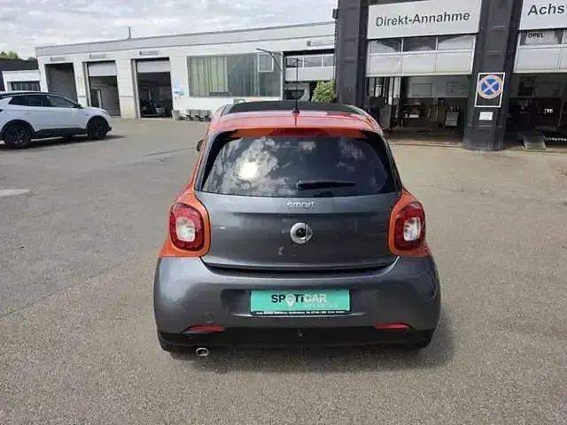 Gebraucht Smart ForFour Edition #1 90 PS (66 kW) 2016 Lavaorange bodypanel grau (metallic) Kleinwagen