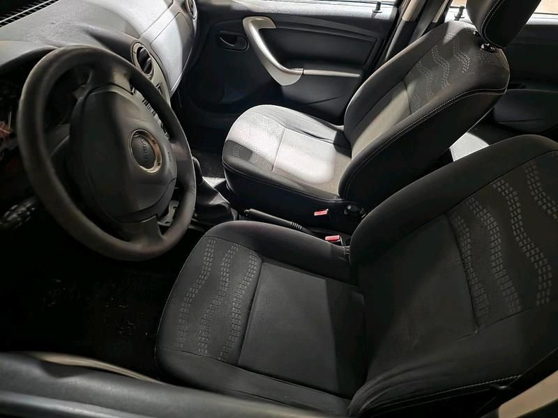 Gebraucht Dacia Sandero Stepway 75 PS (55 kW) 2011 Grau Limousine