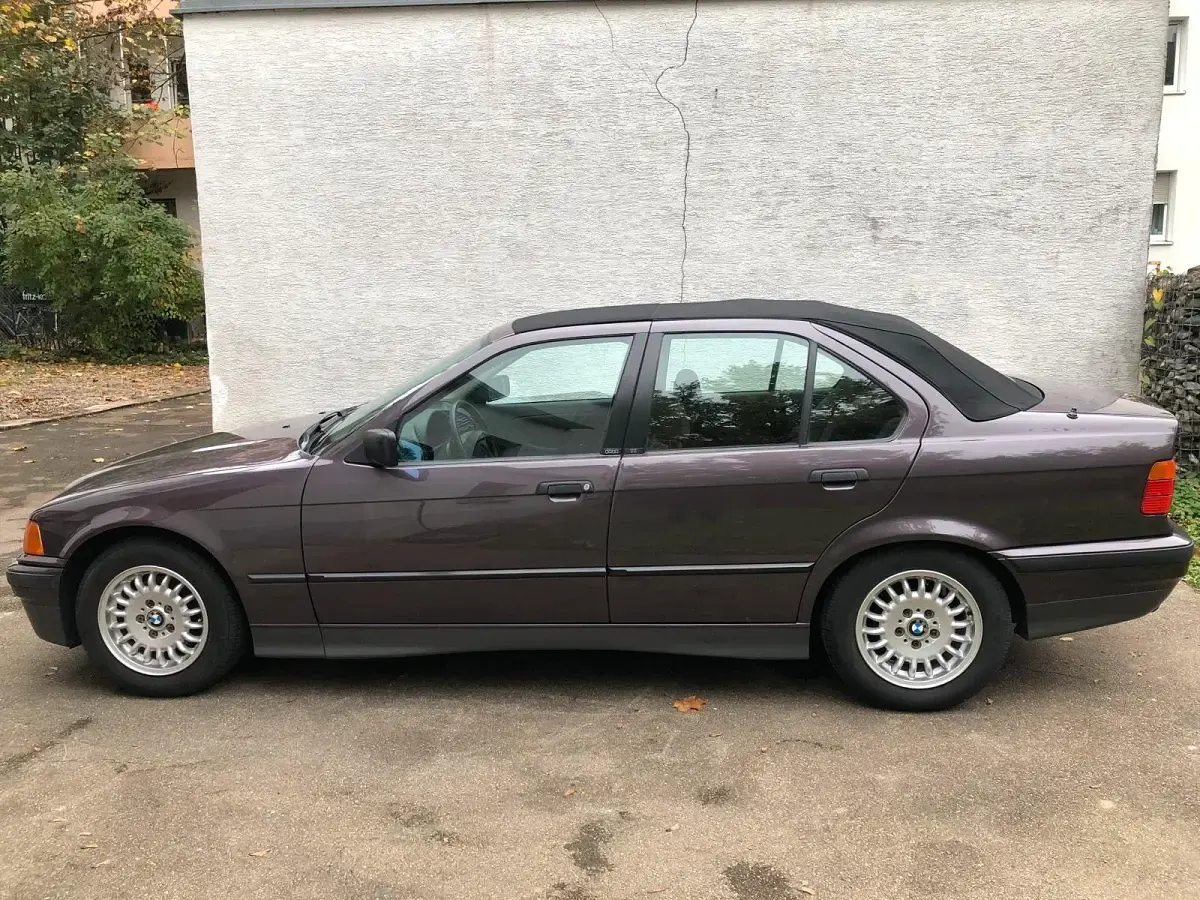 Gebraucht BMW 316 99 PS (72 kW) 1994 Violet Cabrio