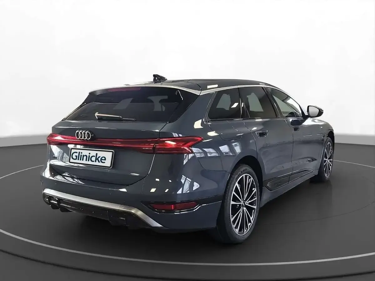 Nouă Audi A6 e-tron Performance 269 kW (367 CP) 2025 Albastru Break