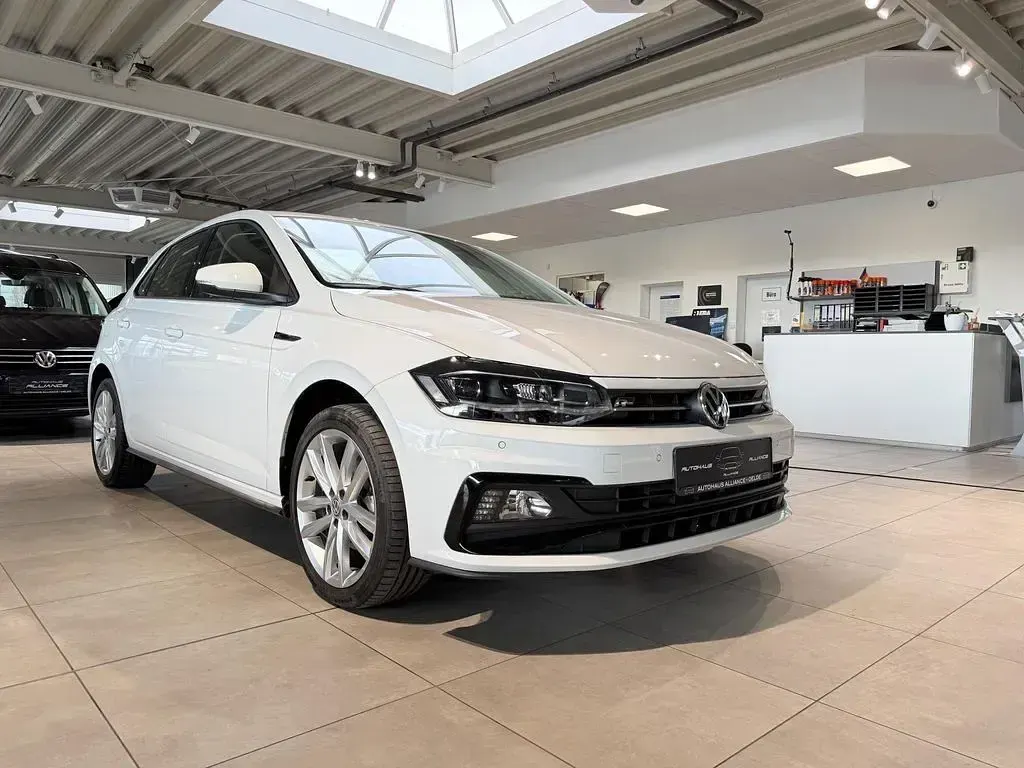 Gebraucht VW Polo Highline 116 PS (85 kW) 2019 Weiß Kleinwagen