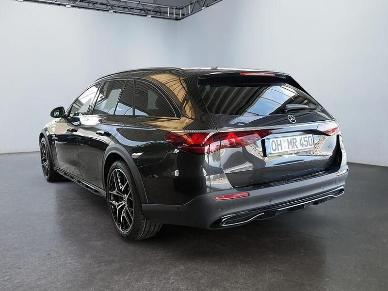 Gebraucht Mercedes E450 Avantgarde 367 PS (269 kW) 2026 Grau Kombi