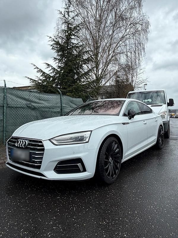 Gebraucht Audi A5 Design 190 PS (139 kW) 2018 Weiß Coupé