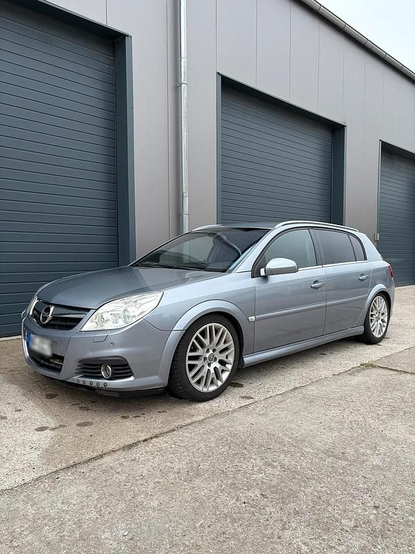 Gebraucht Opel Signum 150 PS (110 kW) 2007 Silber Kleinwagen