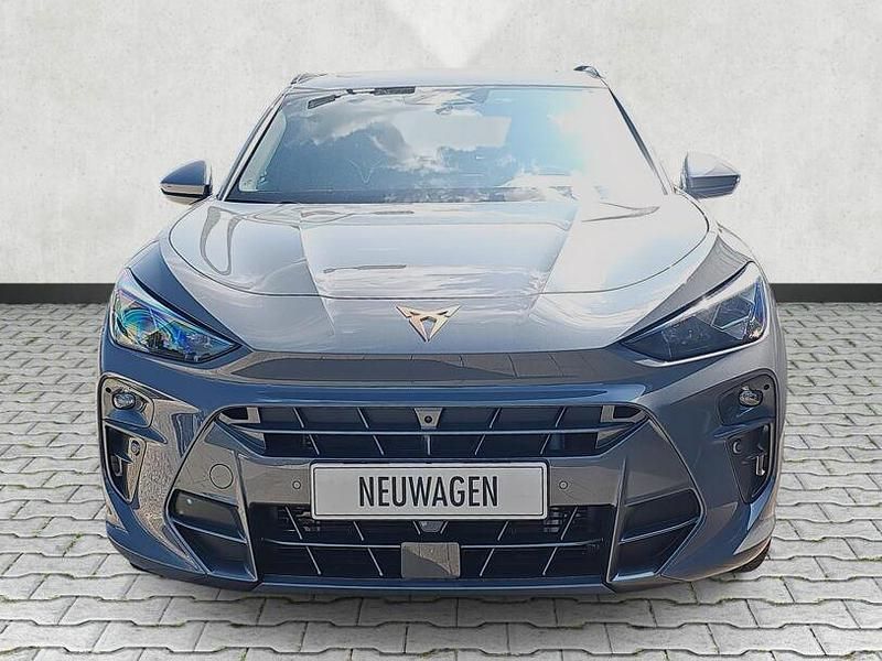 Neu Cupra Leon 265 PS (194 kW) 2025 Grau SUV